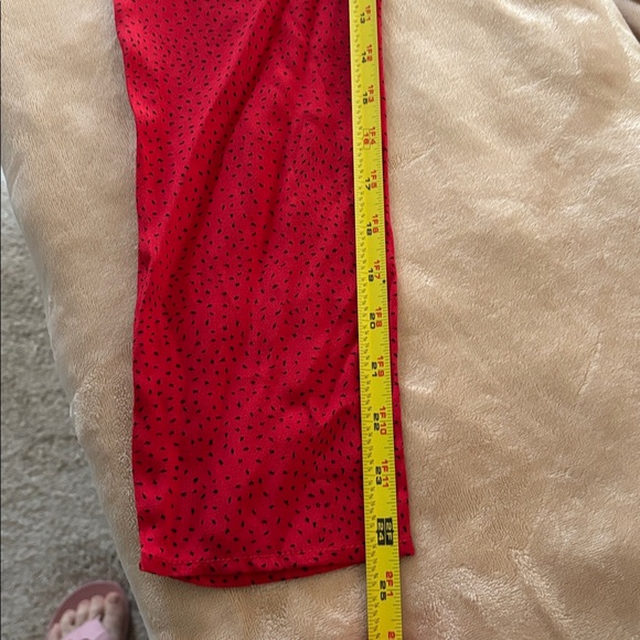 GAP Red and Black Textured Fabric top Sz Medium - Picture 7 of 8